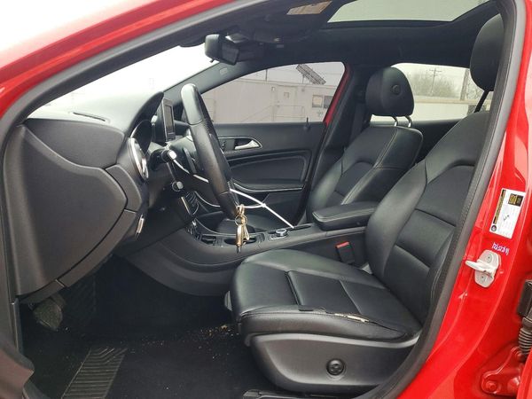 2017 MERCEDES-BENZ GLA GLA250