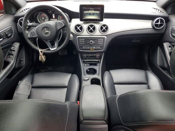 2017 MERCEDES-BENZ GLA GLA250