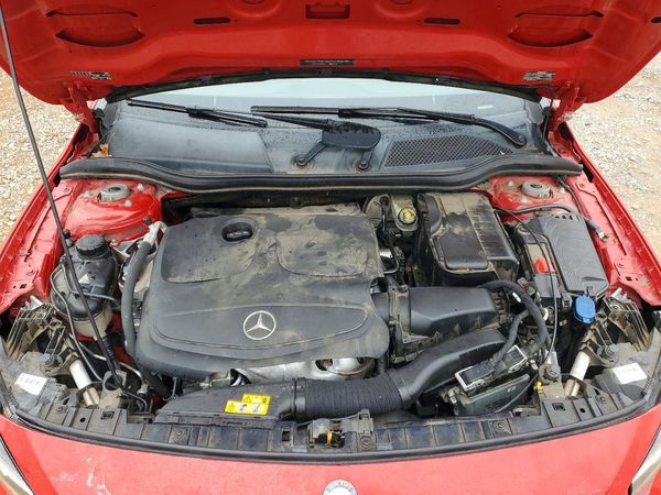 2017 MERCEDES-BENZ GLA GLA250