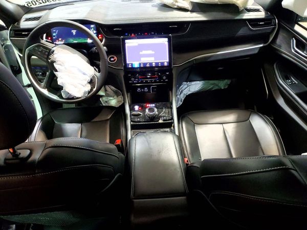 2025 JEEP GRAND CHEROKEE 4XE