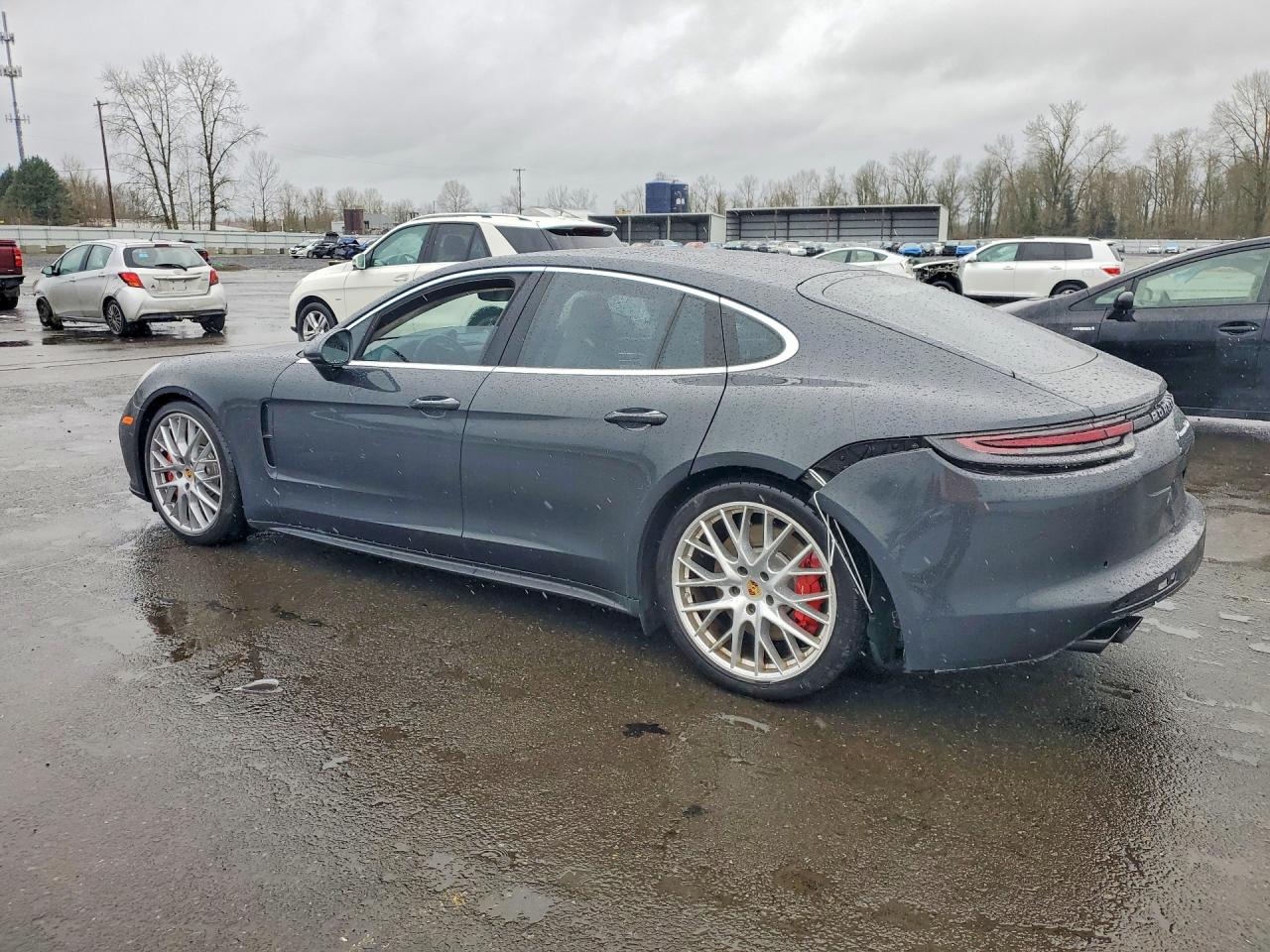2017 PORSCHE PANAMERA