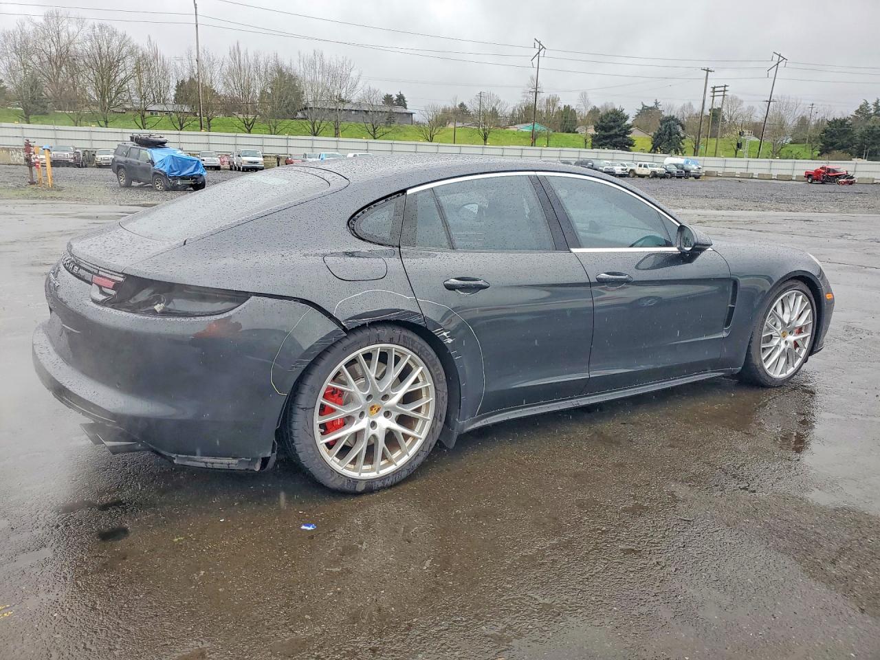 2017 PORSCHE PANAMERA