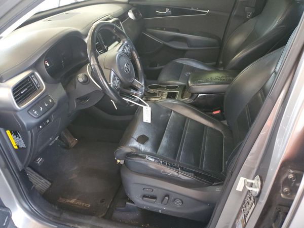 2017 KIA SORENTO