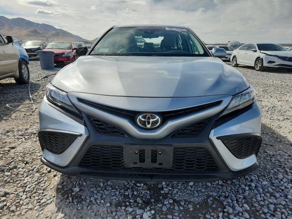 2021 TOYOTA CAMRY