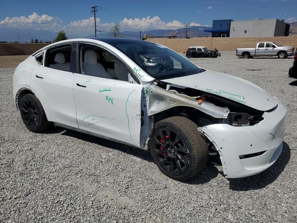 2021 TESLA MODEL Y