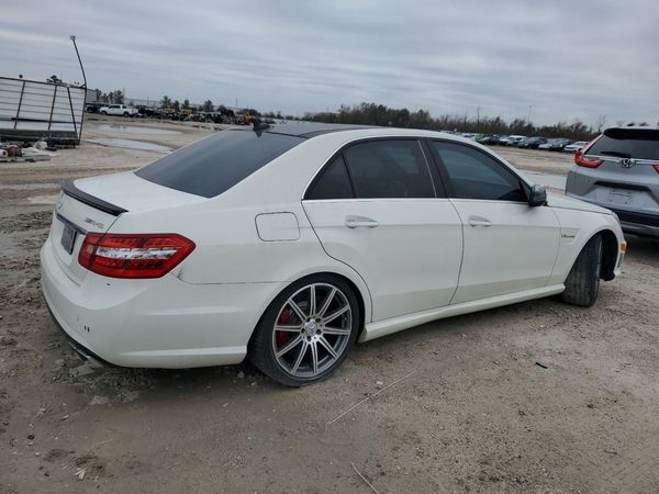 2012 MERCEDES-BENZ E