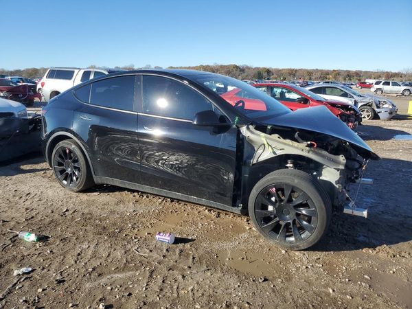 2020 TESLA MODEL Y