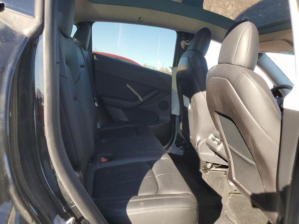 2020 TESLA MODEL Y