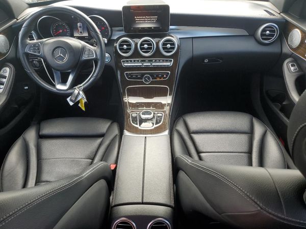 2018 MERCEDES-BENZ C C300d-4M