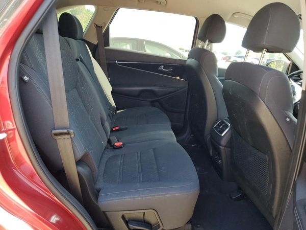 2018 KIA SORENTO L, LX