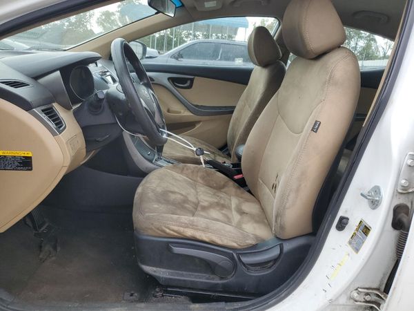 2013 HYUNDAI ELANTRA