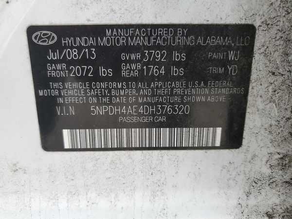 2013 HYUNDAI ELANTRA