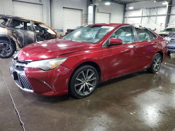 2016 TOYOTA CAMRY