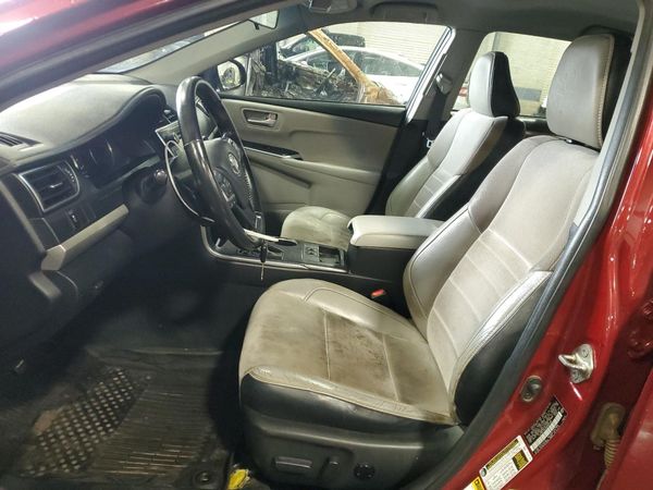 2016 TOYOTA CAMRY