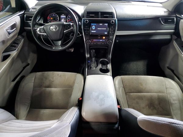 2016 TOYOTA CAMRY