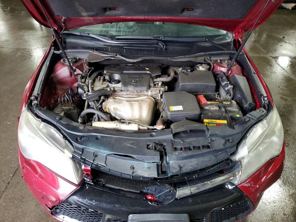 2016 TOYOTA CAMRY