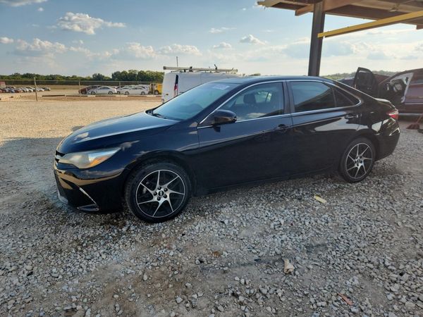 2016 TOYOTA CAMRY
