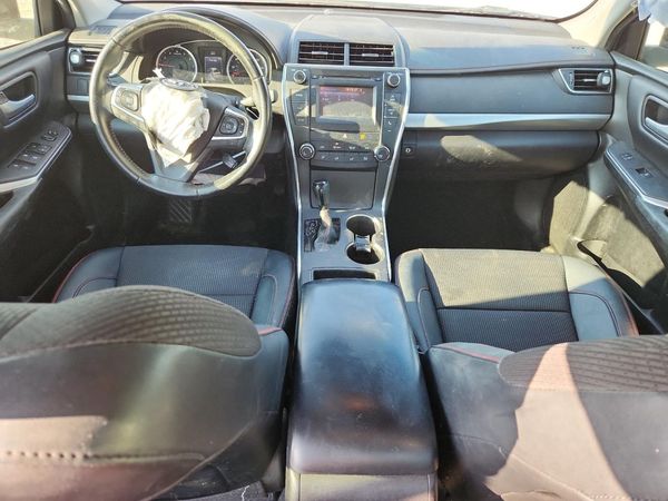 2016 TOYOTA CAMRY