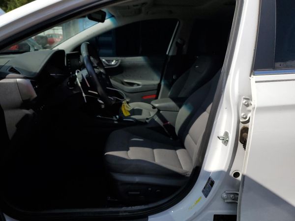 2020 HYUNDAI IONIQ SEL
