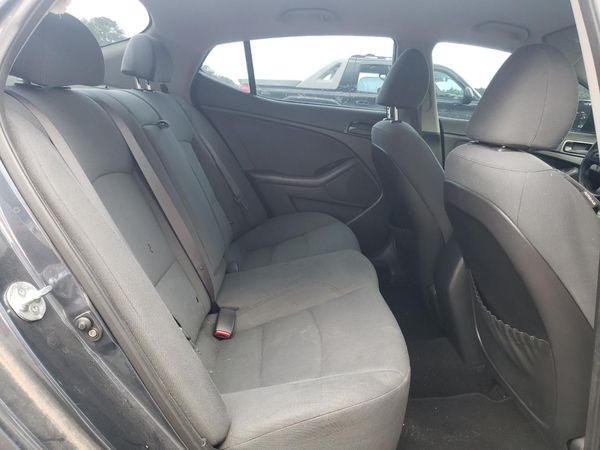 2015 KIA OPTIMA GL - Middle-low