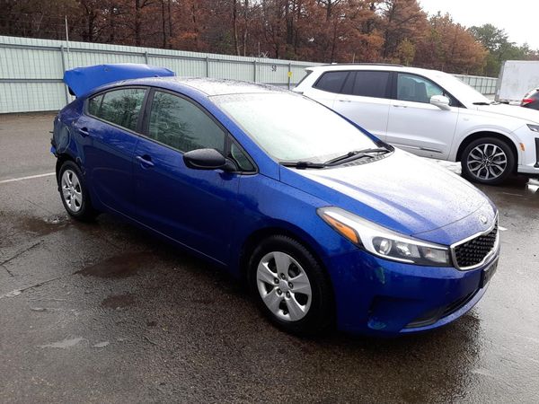 2018 KIA FORTE LX Base
