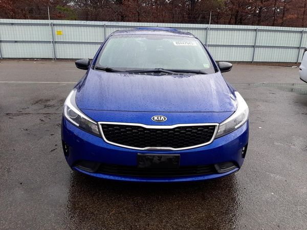 2018 KIA FORTE LX Base