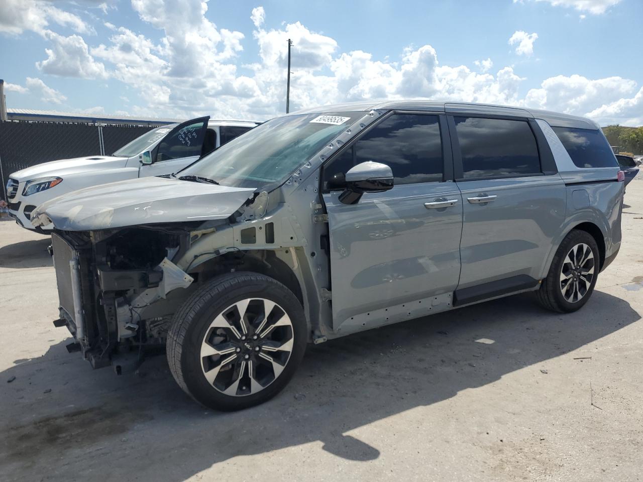 2024 KIA CARNIVAL EX