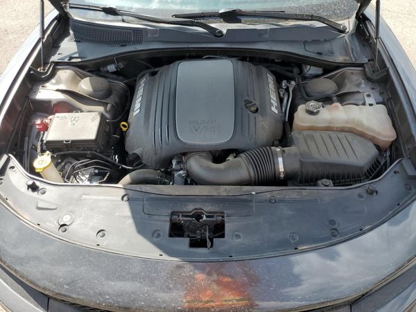 2022 DODGE CHARGER R/T — Engine bay