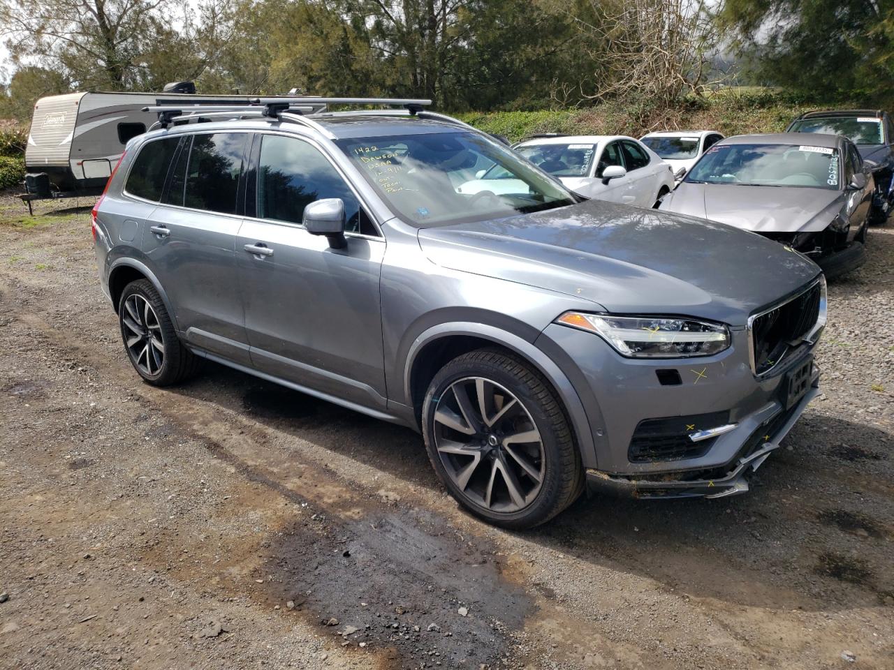 2019 VOLVO XC90 Momentum