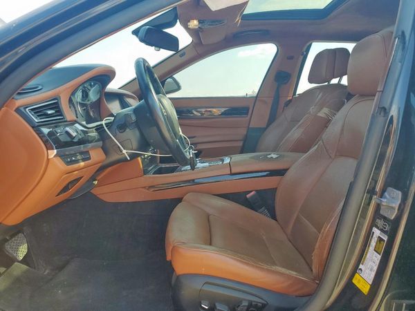 2013 BMW 740
