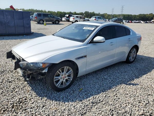 2017 JAGUAR XE