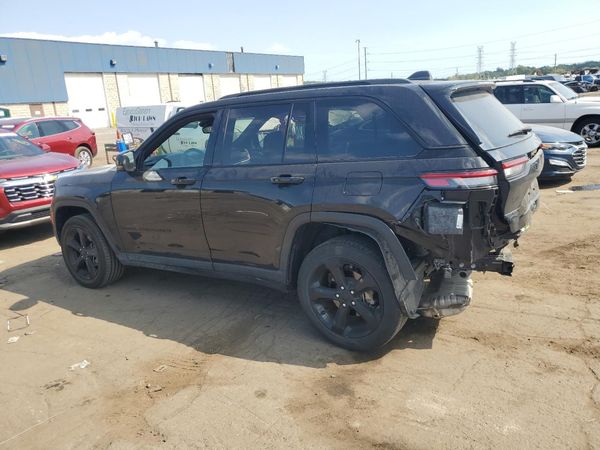 2024 JEEP GRAND CHEROKEE LAREDO 4X4