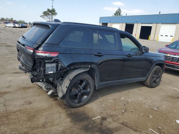 2024 JEEP GRAND CHEROKEE LAREDO 4X4