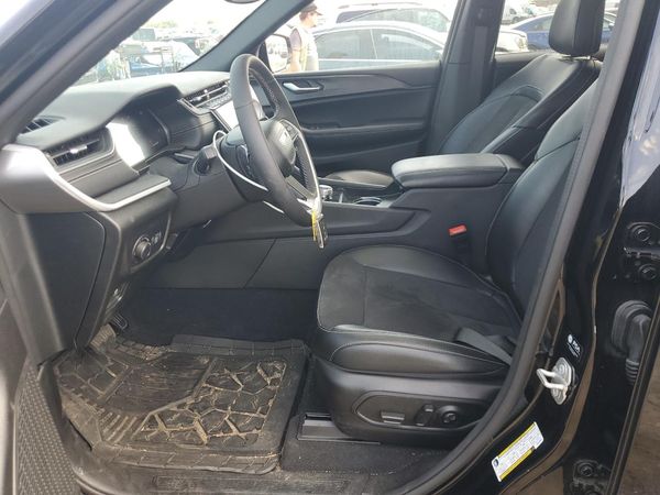 2024 JEEP GRAND CHEROKEE LAREDO 4X4