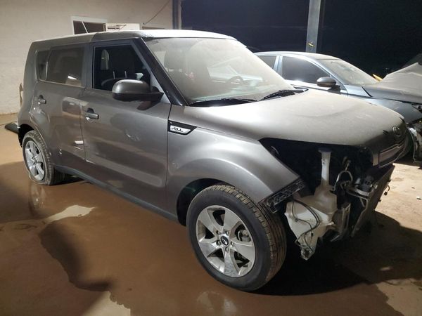 2018 KIA SOUL Base