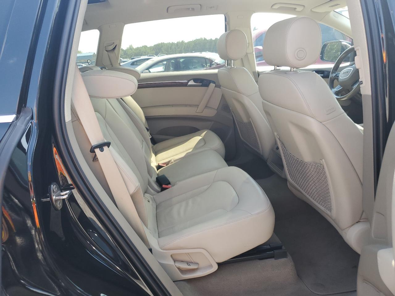 2015 AUDI Q7 Premium