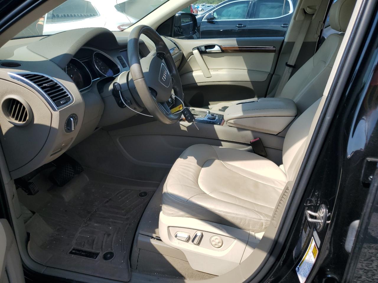 2015 AUDI Q7 Premium