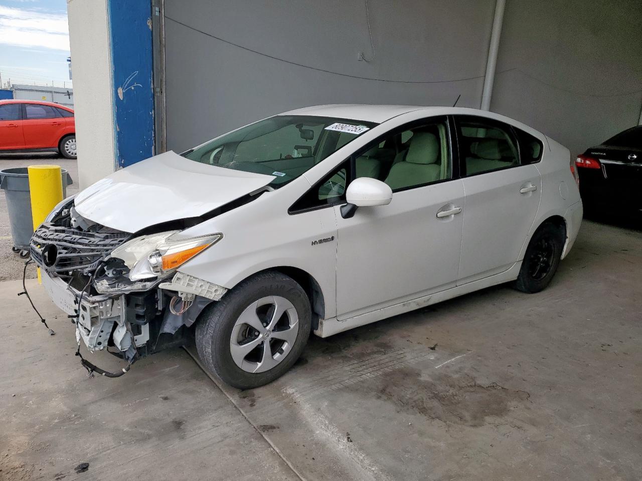 2014 TOYOTA PRIUS