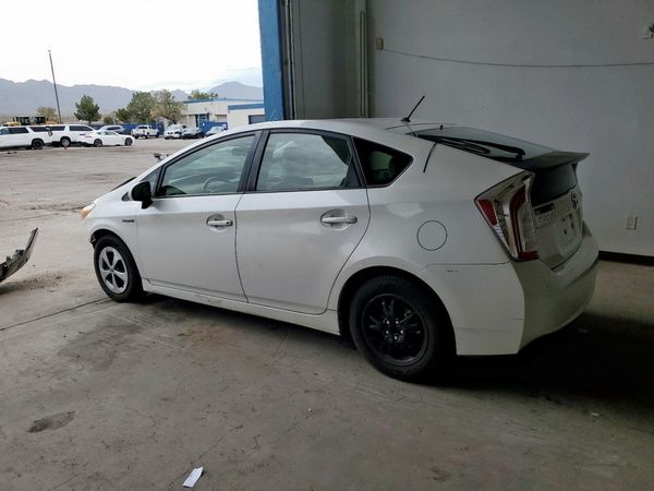 2014 TOYOTA PRIUS