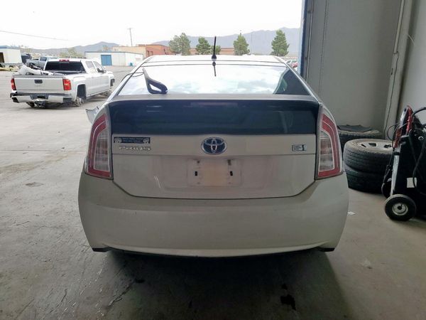 2014 TOYOTA PRIUS