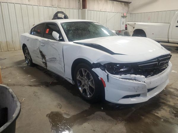 2016 DODGE CHARGER SE