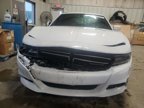 2016 DODGE CHARGER SE