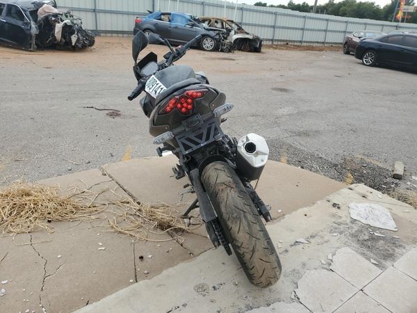 2025 KAWASAKI ER500