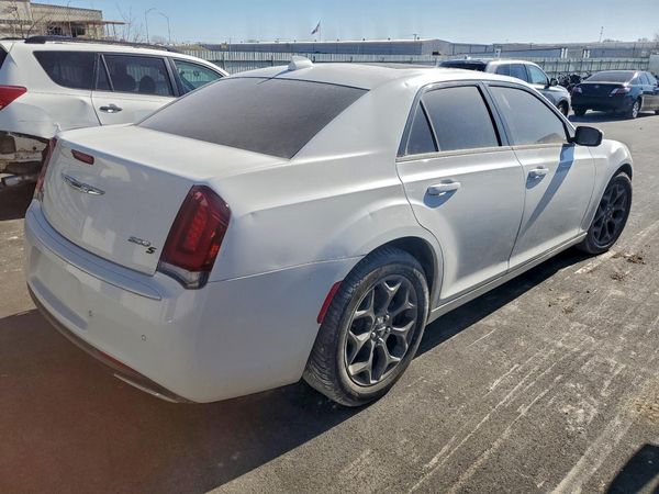 2018 CHRYSLER 300 300S