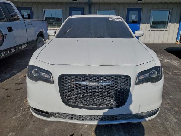 2018 CHRYSLER 300 300S