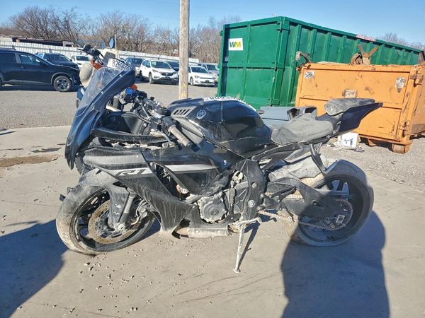 2024 YAMAHA YZF1000