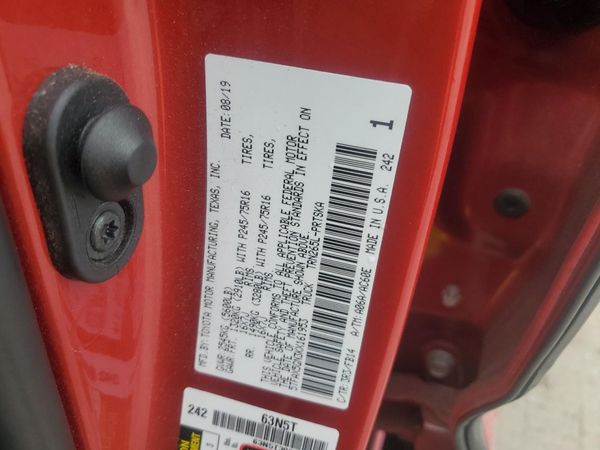 2019 TOYOTA TACOMA