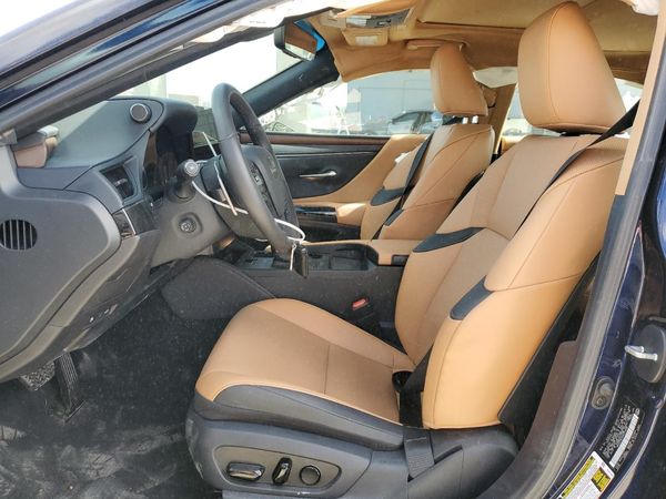 2024 LEXUS ES 350 Premium