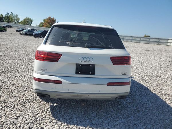 2017 AUDI Q7