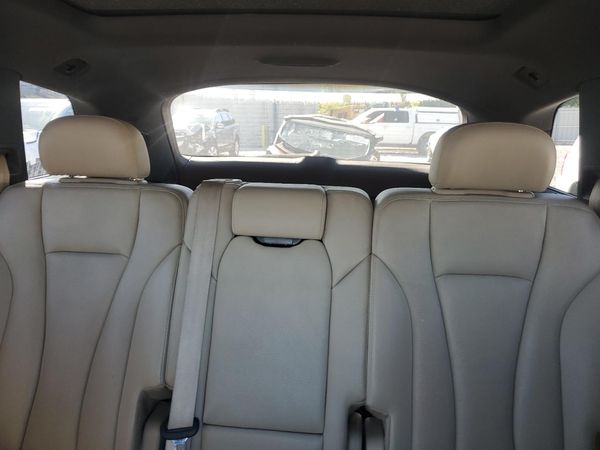 2017 AUDI Q7